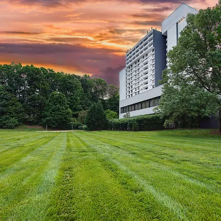 Sonesta Charlotte Executive Park Hotel